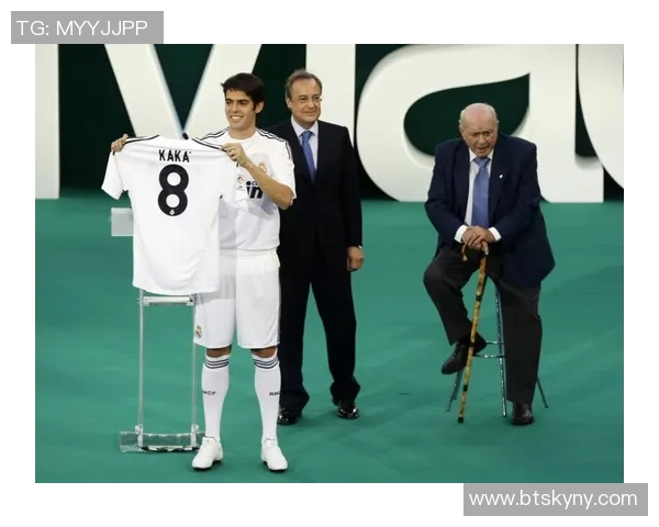 当代足球巨星崛起之路：从天才少年到全球偶像的奋斗与荣耀